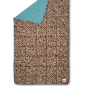 New Outdoor Blankets! Kelty Bestie Blankets (2) with Stuff Sacks!